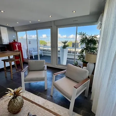 Apartmán My Marina 70 M2, 2 Chambres, Terrasse 50 M2, Vue Port, Parking Prive *